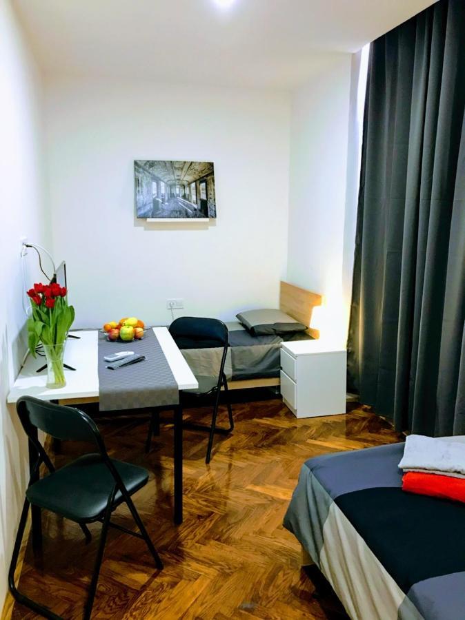 Pula Center Green Park Apartments And Rooms Exteriör bild