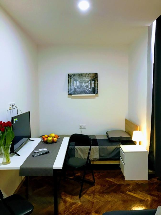 Pula Center Green Park Apartments And Rooms Exteriör bild